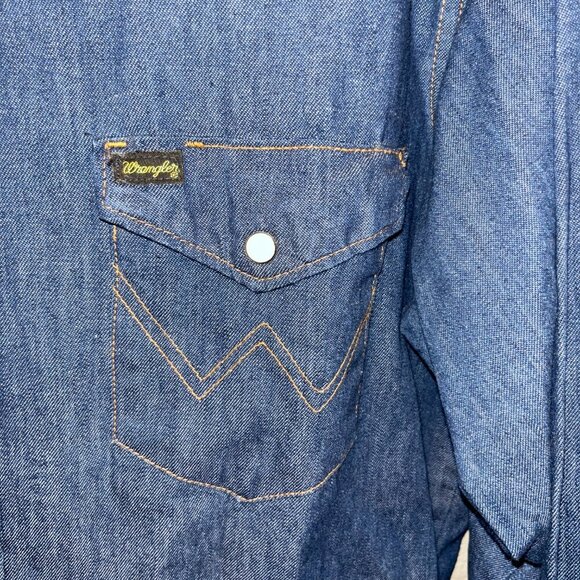 VINTAGE 60s WRANGLER PRE-SHRUNK PEARL SNAP EX LONG TAILS DENIM SHIRT 16.5" X 35" - Picture 4 of 15
